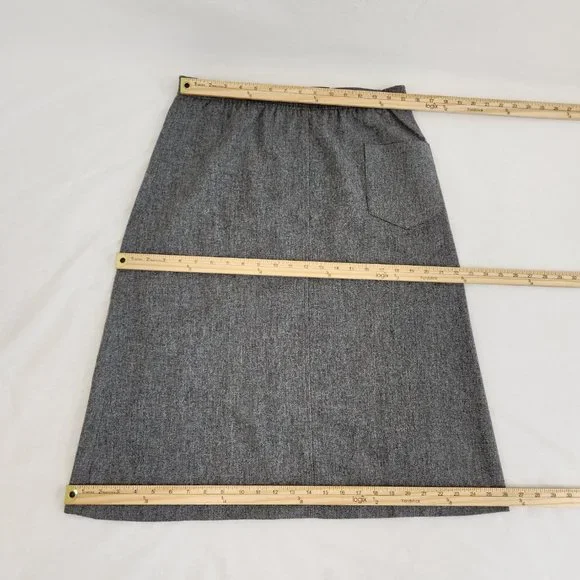 Vintage SUMMIT SPORTWEAR Minimalist Academia Wool Blend Gray Midi Skirt Size 10. - Picture 14 of 16